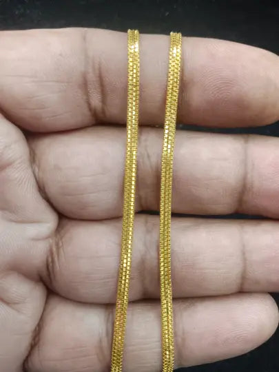 22 kt Solid Gold Hallmark 916 Handcrafted Chain Flat Design Plain Chain