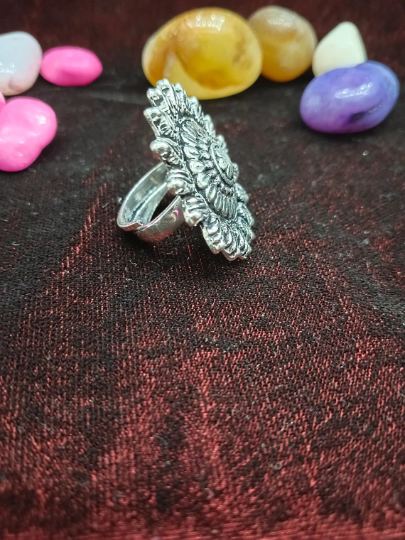 925 Sterling Silver Antique Polish Cocktail Ginni Ring Best for Party and Casual