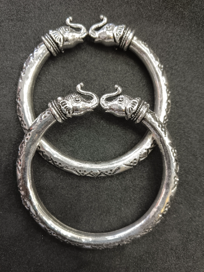 925 BIS hallmarked silver handmade elephant headed bangle