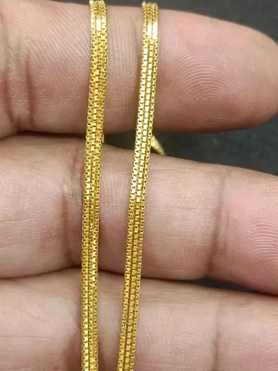 22 kt Solid Gold Hallmark 916 Handcrafted Chain Flat Design Plain Chain