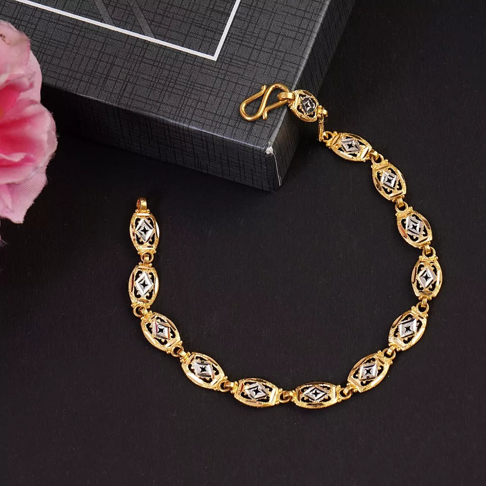 916 hallmark gold ladies handcrafted braclet for party and daily wear